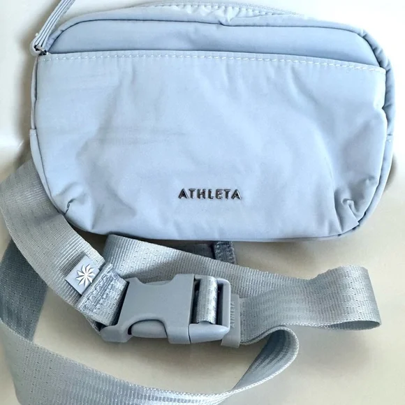 Athleta Belt Bag / Crossbody Light Blue Small Travel Bag Fanny Pack Power of She - Picture 1 of 9